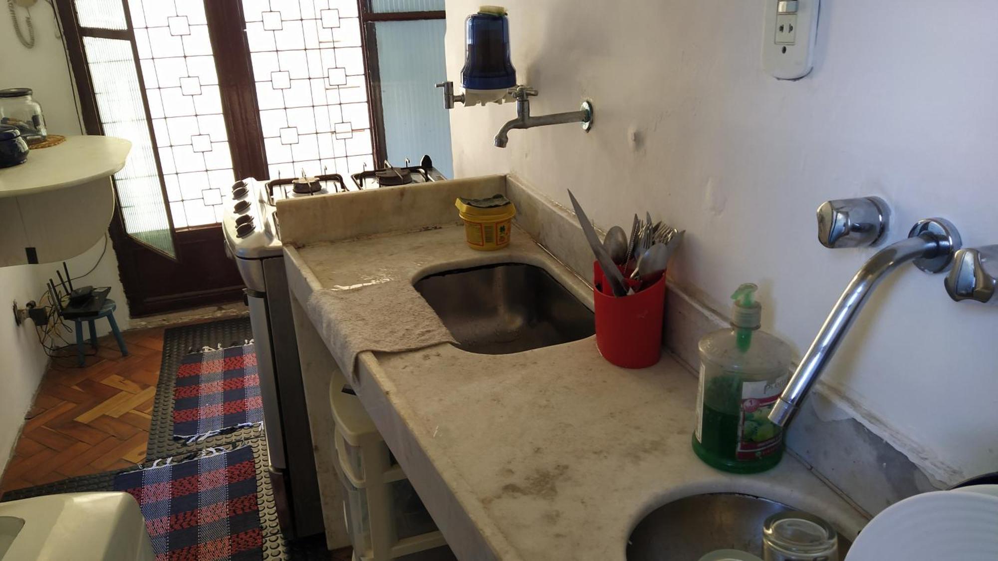 E Quartos Centro Apartamento